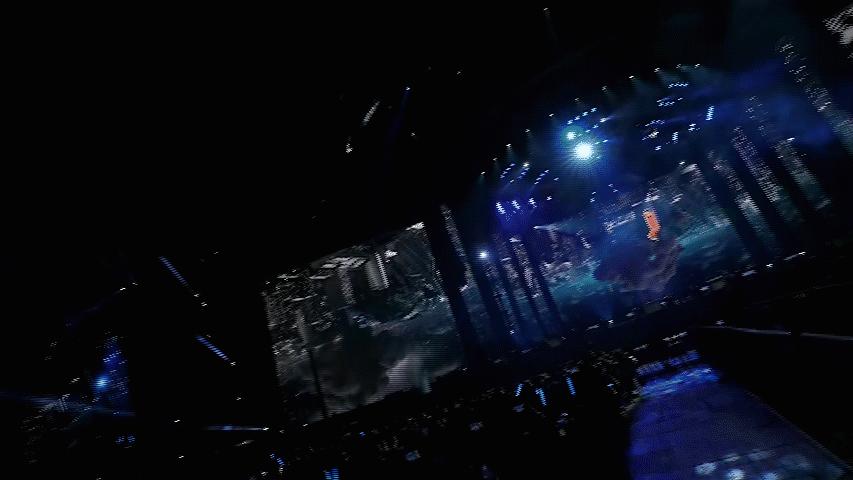 电视 投影,电视与投影，影像技术的演进与影响