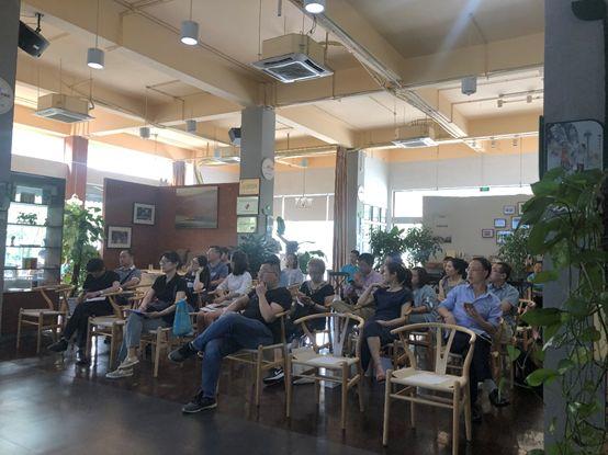 香港的上市公司,香港的上市公司，一种多维度的视角